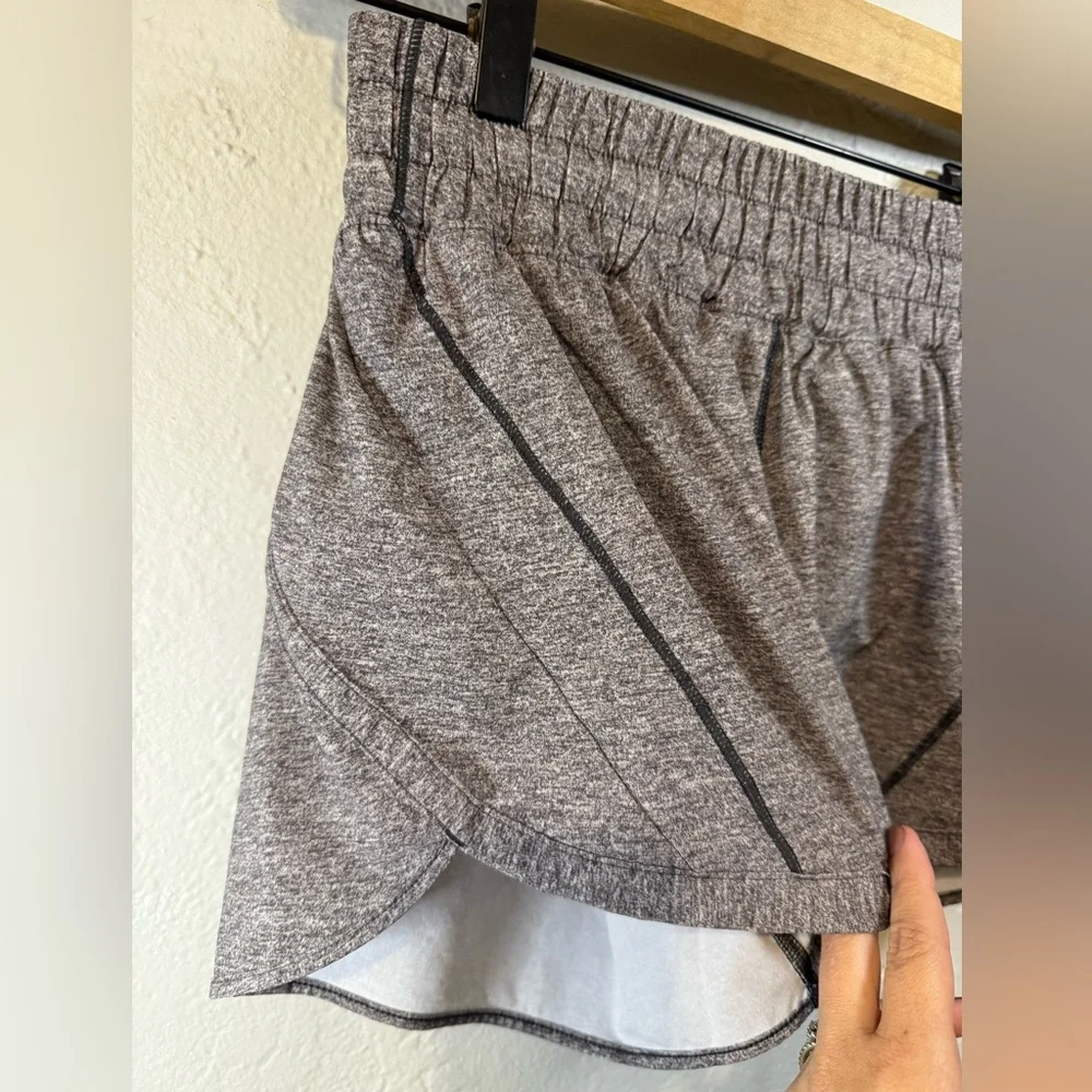 Lululemon Athletica Heathered Gray Athletic Shorts Size 2 - Picture 2 of 11
